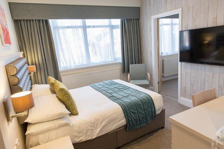 St Ives Hotel 리탬 세인트 앤스 외부 사진